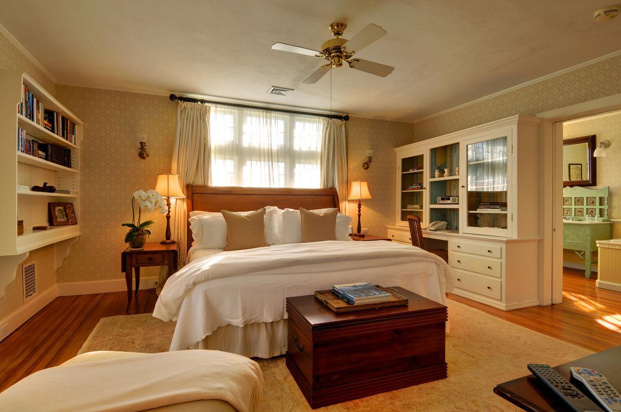 The Baker House 1650 Bed & Breakfast Източен Хамптън Екстериор снимка