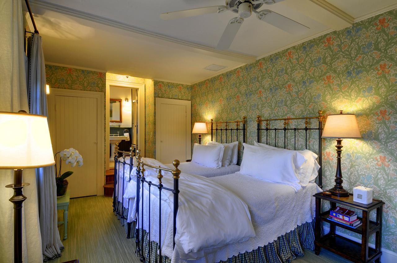 The Baker House 1650 Bed & Breakfast Източен Хамптън Екстериор снимка